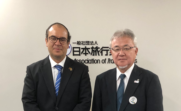 コロンビア共和国大使館の臨時代理大使ホセ・ウジョア氏らが JATAを訪問